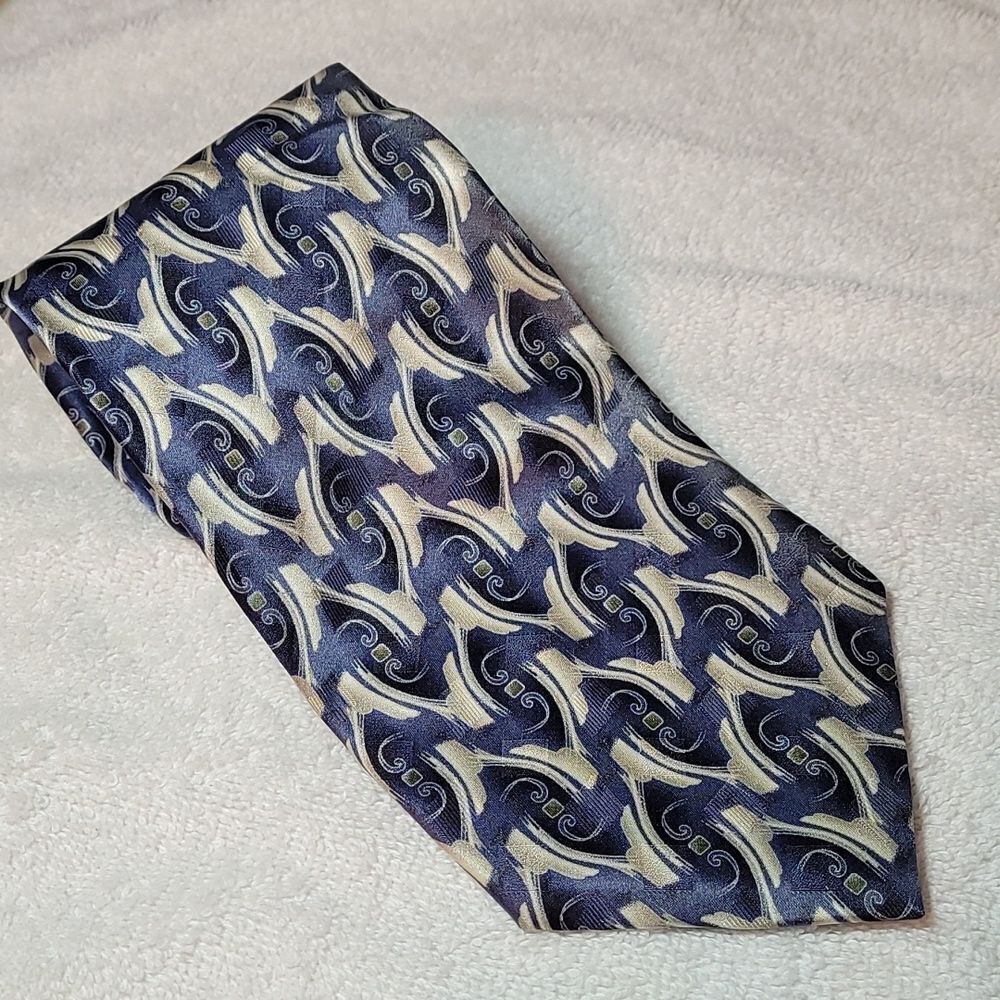 Stafford Executive Men's all silk blue tie‎